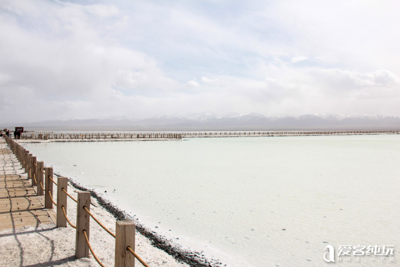 茶卡鹽湖