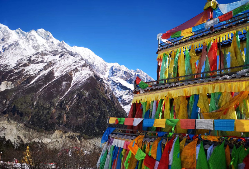 成都可以自駕去海螺溝嗎