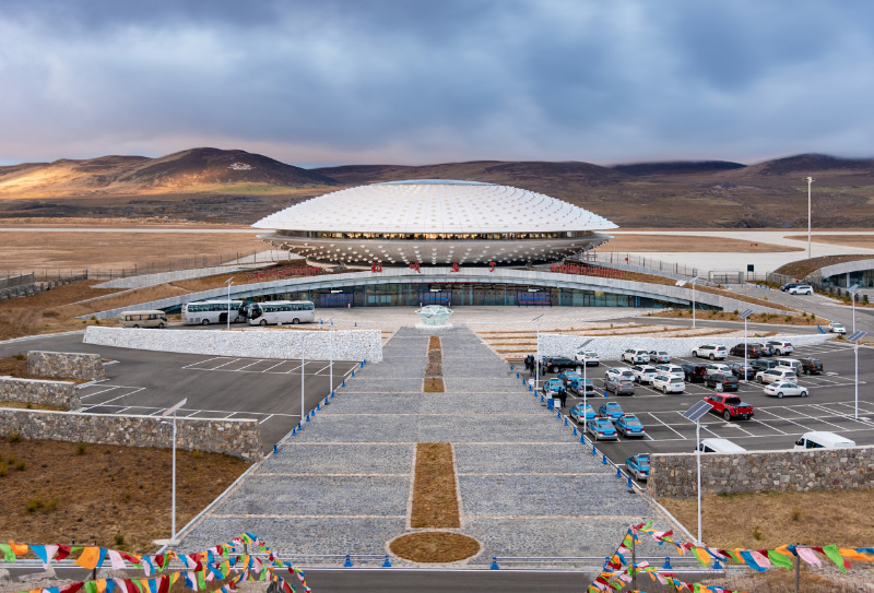 稻城亞丁機場-成都到稻城亞丁租車攻略